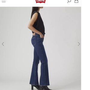 Levi’s 725 Dark Wash Women's Jeans - High Rise Boot Cut